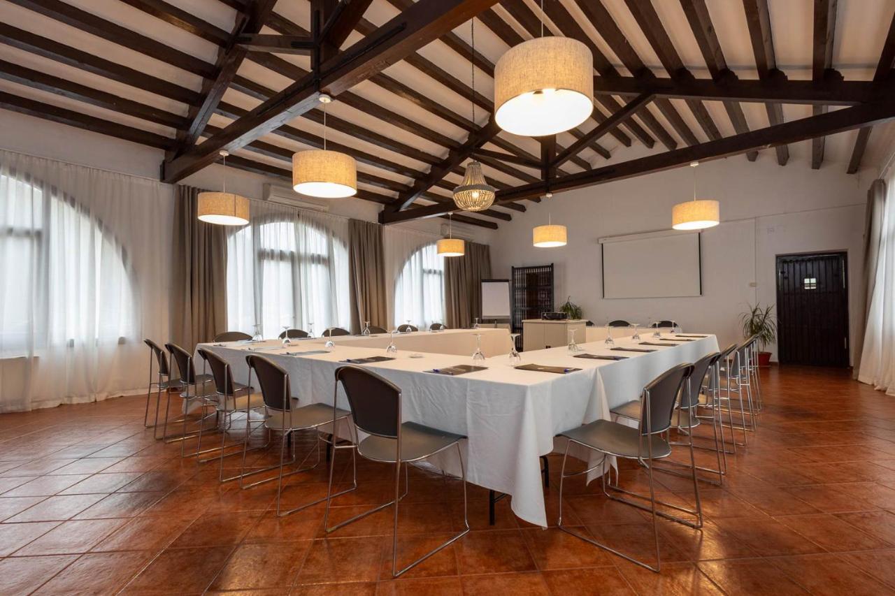 Hotel Tugasa Las Truchas El Bosque Εξωτερικό φωτογραφία
