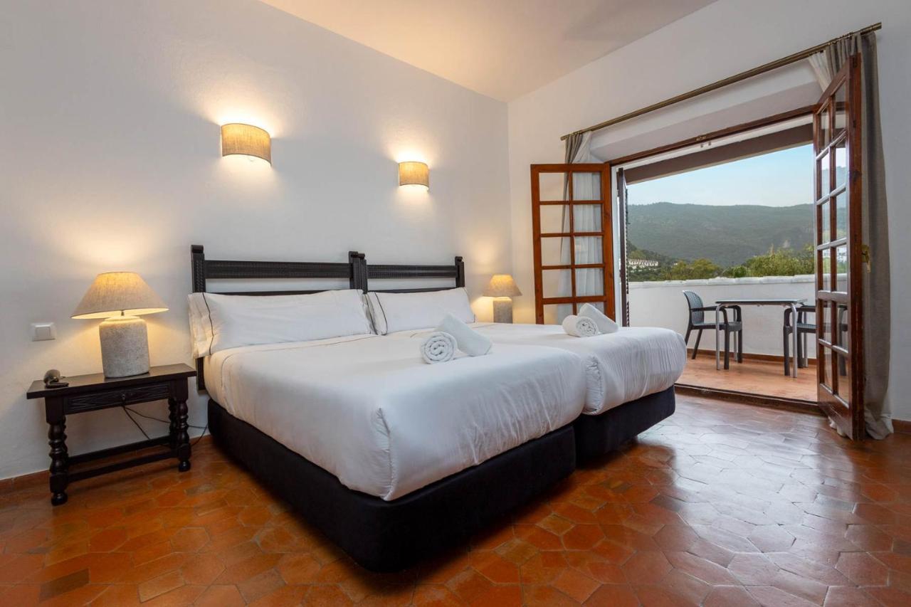 Hotel Tugasa Las Truchas El Bosque Εξωτερικό φωτογραφία